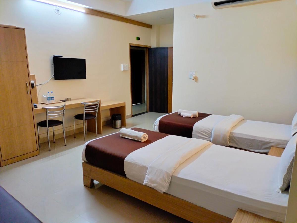 Hotel Jaysha Guwahati Ngoại thất bức ảnh